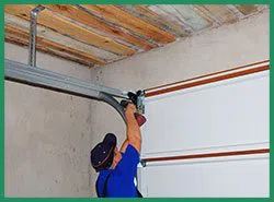 Quality Garage Door Service Columbus, OH 614-654-0056 - sprin-sid-gr-22m